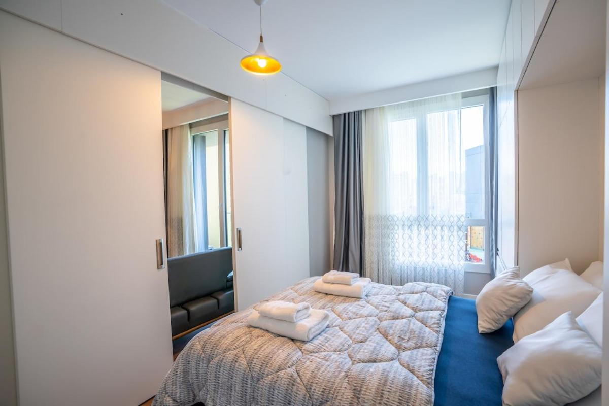Stylish City Getaway - Immerse Yourself In Luxury - image 3