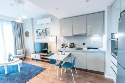 Stylish City Living - Your Urban Charm - image 8