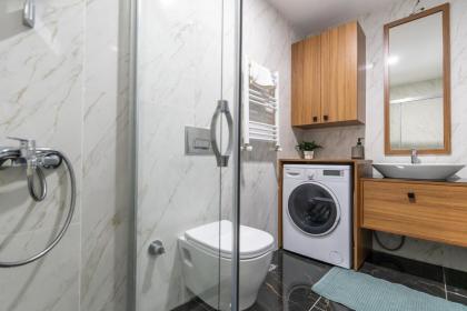 Upscale Comfort Luxurious 2br Apt - image 11