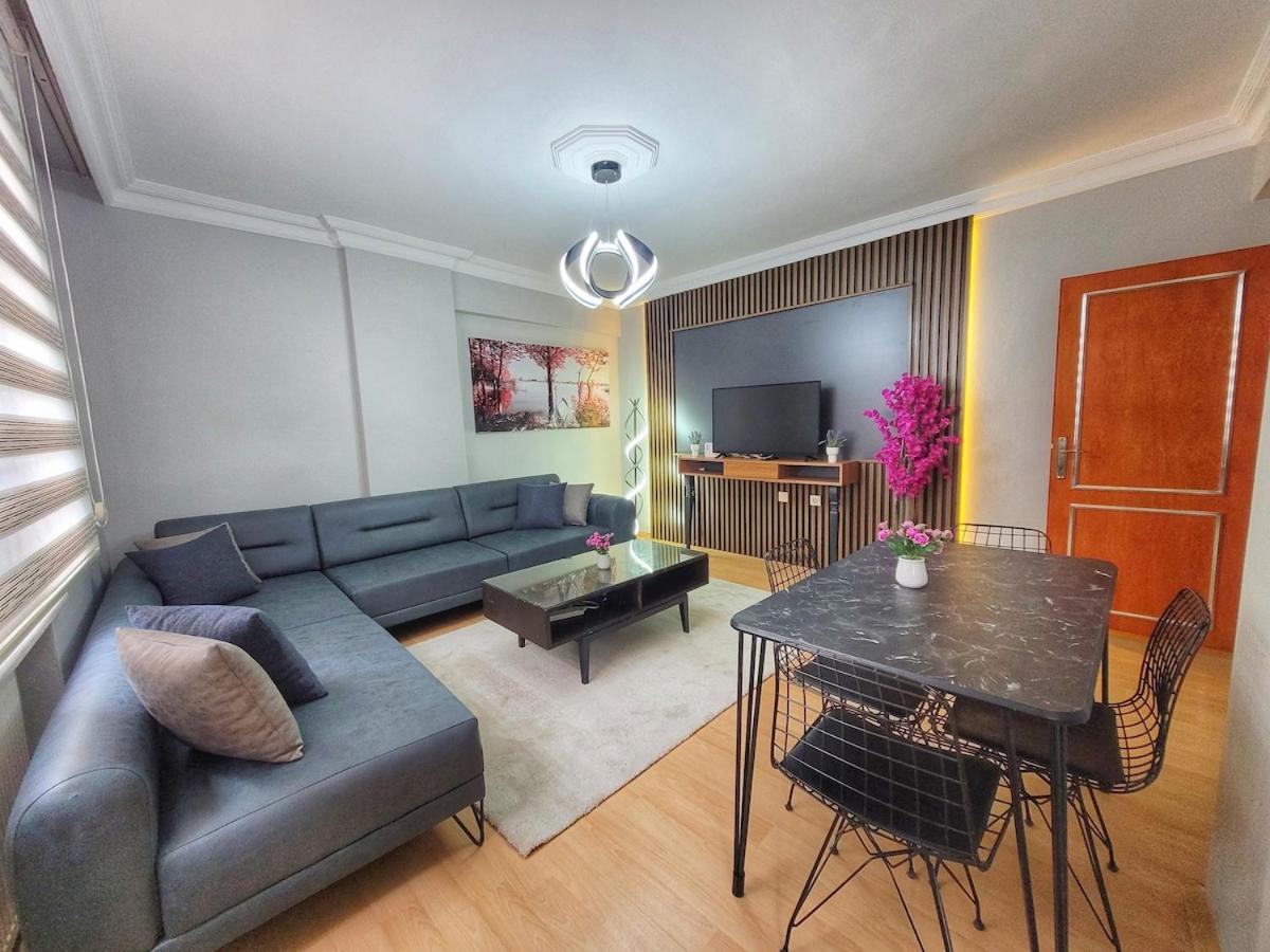 Spacious 3br Retreat Modern Comfort - main image