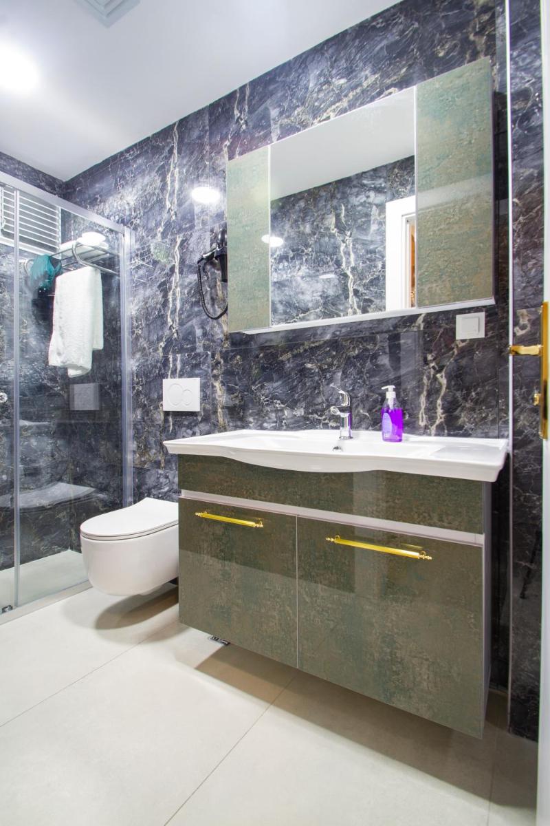 Turna Hotel - image 2