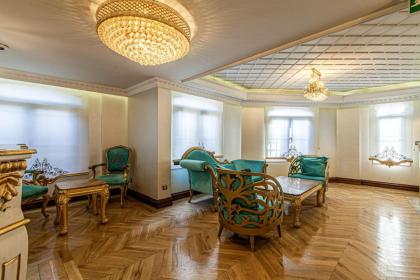 Splendid Studio in Historic Mansion in Beylerbeyi - image 17