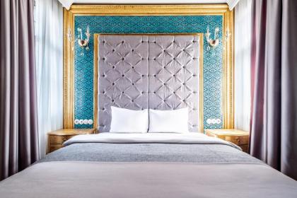 Splendid Studio in Historic Mansion in Beylerbeyi - image 3