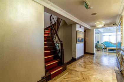 Splendid Studio in Historic Mansion in Beylerbeyi - image 5