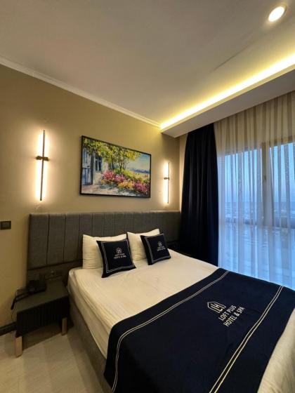 Loft Park Hotel's - image 19