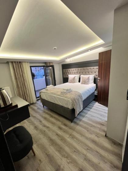 Golden Stone Hotel - image 10