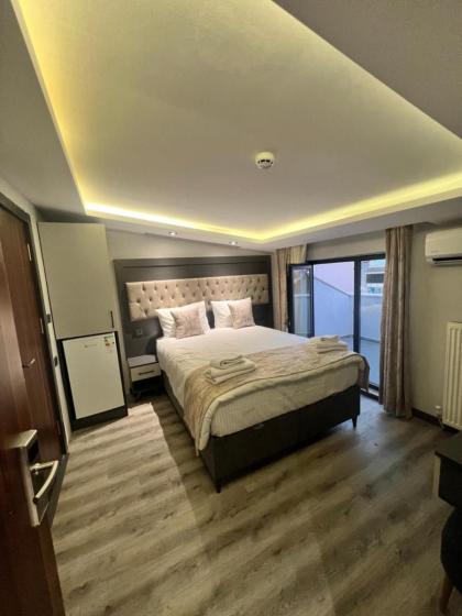 Golden Stone Hotel - image 17