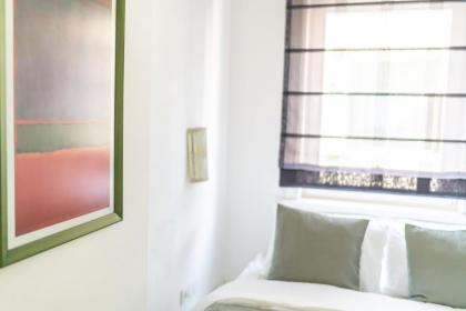 Modern City Gem With Terrace - Urban Retreat - image 23