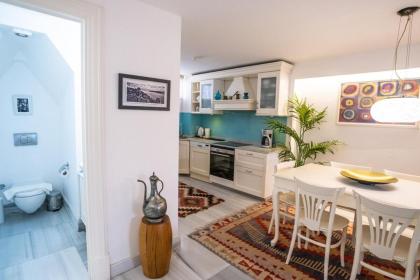 Modern City Gem With Terrace - Urban Retreat - image 26