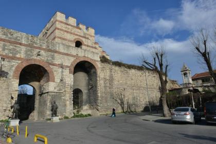 Istanbul Efes Hotel - image 9