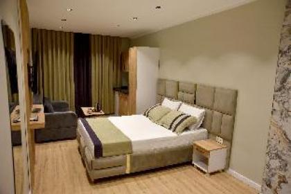 EdwinPlus Hotel