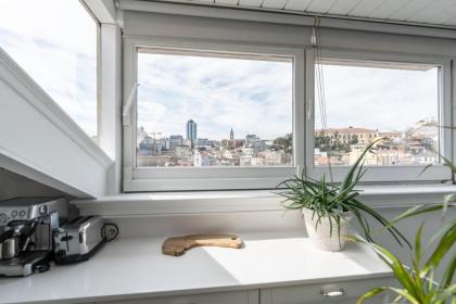 Modern City Hideaway With Terrace - Urban Luxury - image 15
