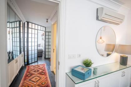 Modern City Hideaway With Terrace - Urban Luxury - image 25