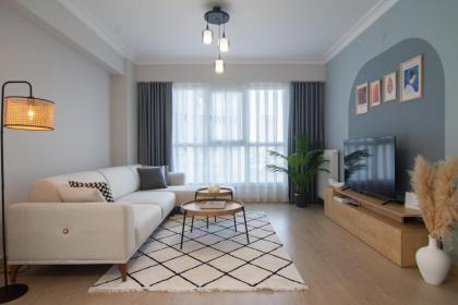 Cozy 2br Apt Near Vialand Mall With Nespresso 