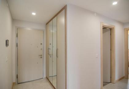Cozy 2br Apt Near Vialand Mall With Nespresso - image 26