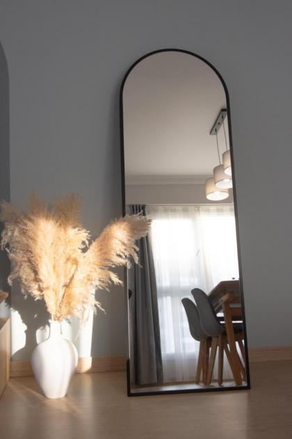 Cozy 2br Apt Near Vialand Mall With Nespresso - image 28
