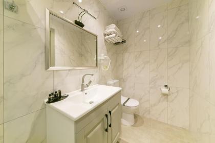 Rise Inn Hotel - image 17