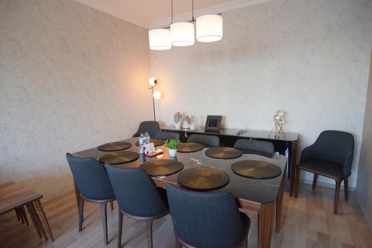 Charming 3bdr Apt In The Heart Of Halkal Merkez - image 5
