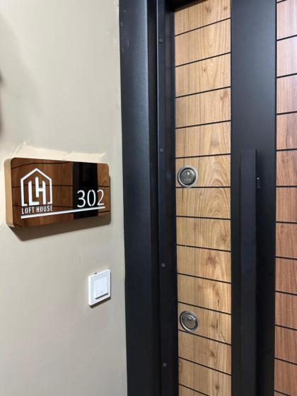Loft House - image 15