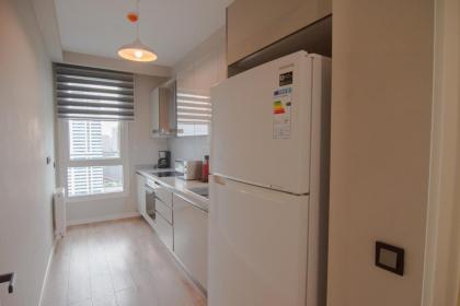 Cozy Retreat Stylish 2br Apt - image 9