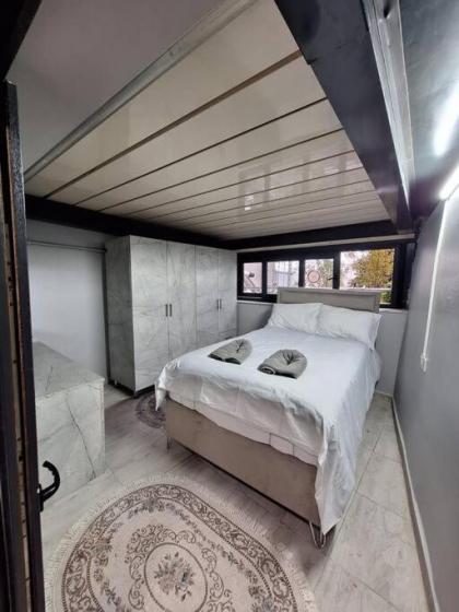 Cozy AKSARAY Apartment for 5 persons (Basement floor) - image 8
