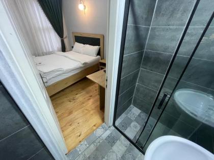 Metro Guesthouse - image 18