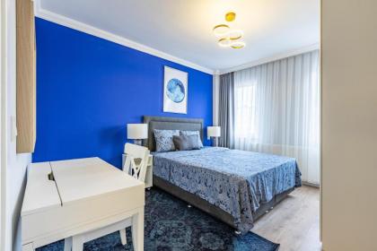 Balat Apartments-Orange and Blue - image 20