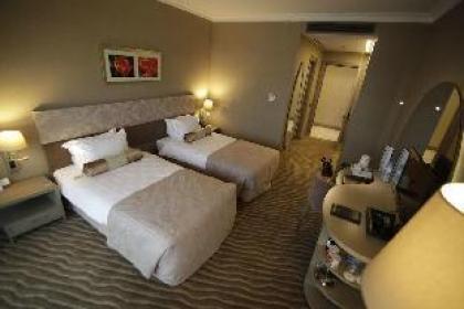 Silence Istanbul Hotel & Convention Centre - image 4