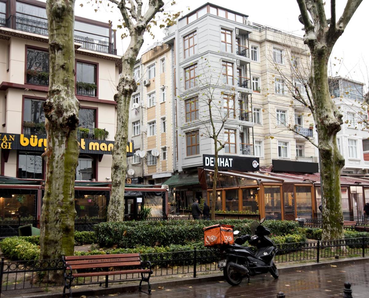 Demhat Hotel - main image
