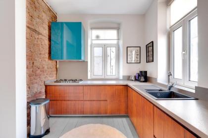 Historical Flat with Balcony near Galata Tower - image 9